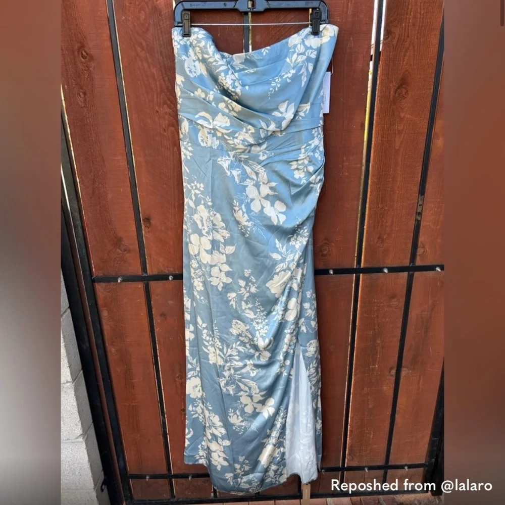 Reformation Barrow Silk Dress in Aliso blue floral size 12 altered to size 10 - Picture 2 of 9